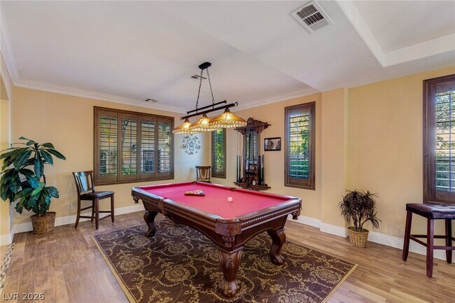 Photo - 724 Pinnacle Heights