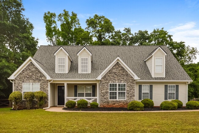 Building Photo - 609 Honey Creek Rd