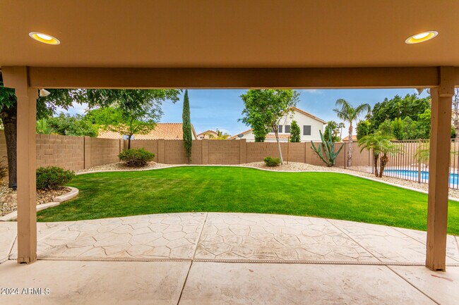 Photo - 7217 W Crest Ln
