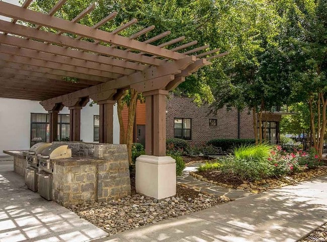 Photo - AMLI Old 4th Ward