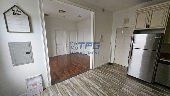 Photo - 575 55th St Unit 2F
