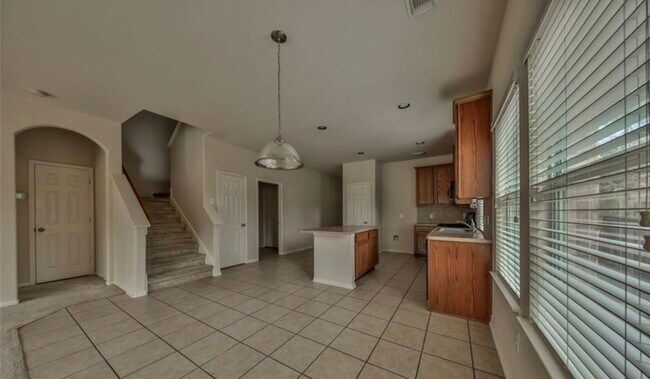 Photo - 18 Milepost Ct