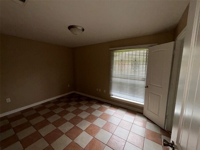 Photo - 6644 W Fuqua St