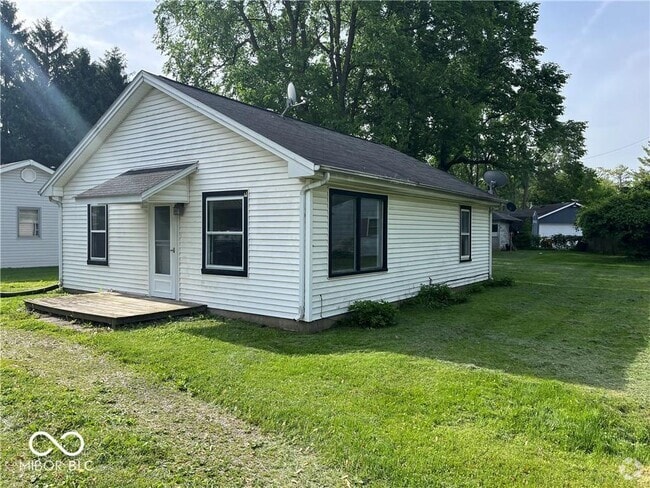 Building Photo - 1401 W Camp St Rental