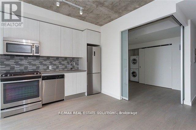 Photo - 111 Bathurst St Unit 407