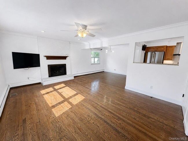 Photo - 40 Edgewood Rd Unit First Floor #1
