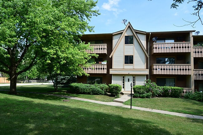 Building Photo - 19 Parkside Ct Unit 9 Rental