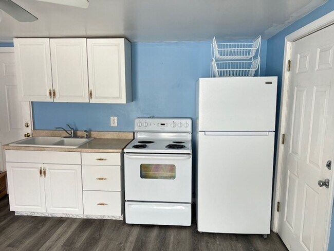 Photo - 145 Harris St Unit 145