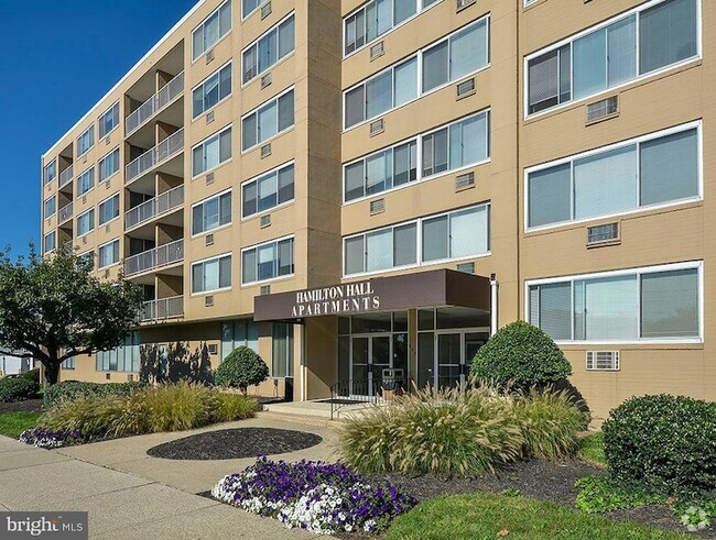 Building Photo - 449 Hamilton St Unit 414 Rental