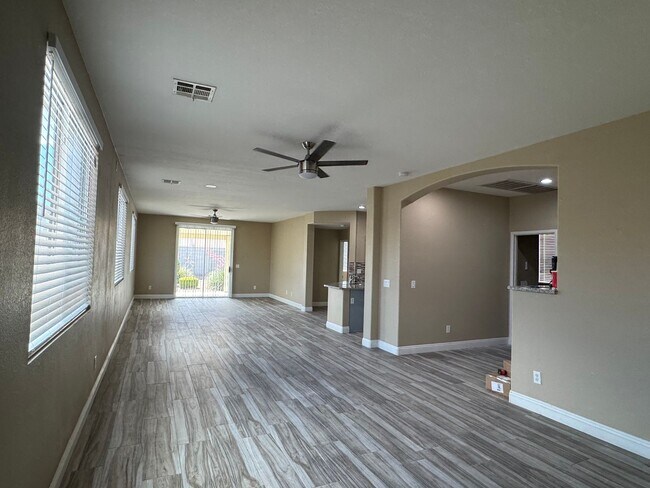 Photo - 4-bedroom home, 4th bedroom is large, 3cg