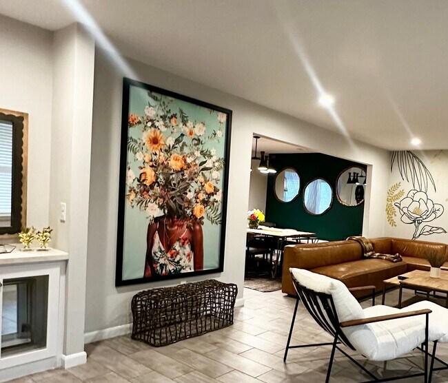 Photo - 4418 Charleston St