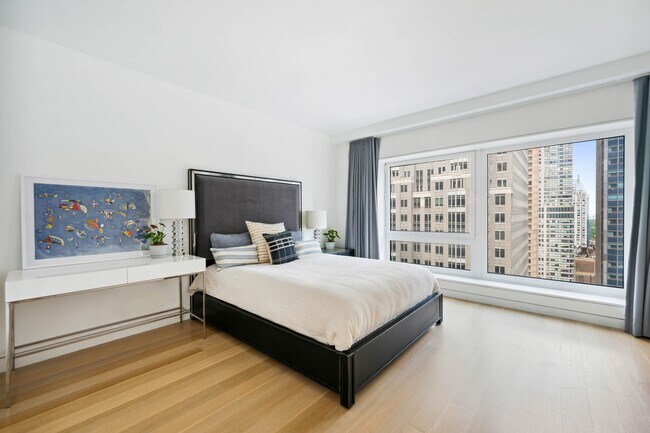 Photo - 135 W 52nd St