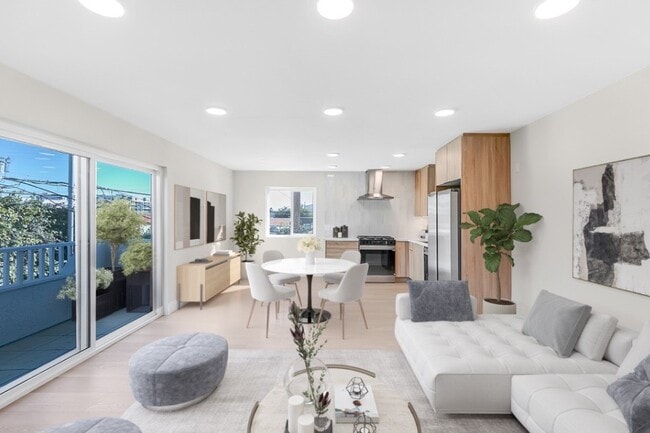 Photo - 3750-3752 Glendon Ave