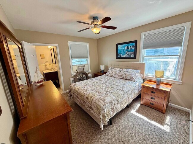 Photo - 207 N Thurlow Ave