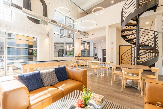 Clubhouse - The Locks