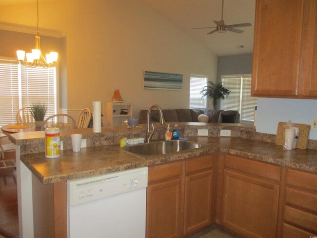 Building Photo - 5804 Longwood Dr Rental