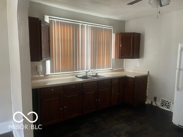 Photo - 548 W 29th St