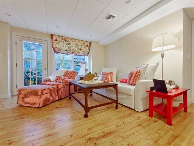 Photo - 111 Shore Dr Unidad 1