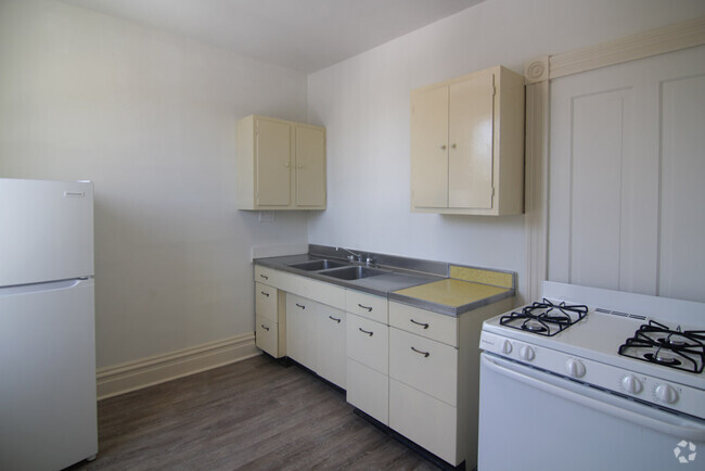 Building Photo - 415 S Trenton Ave Unit 2 Rental