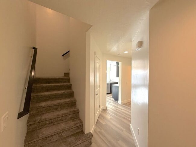 Photo - 4 Bed, 2.5 Bath home with 2 Car Garage