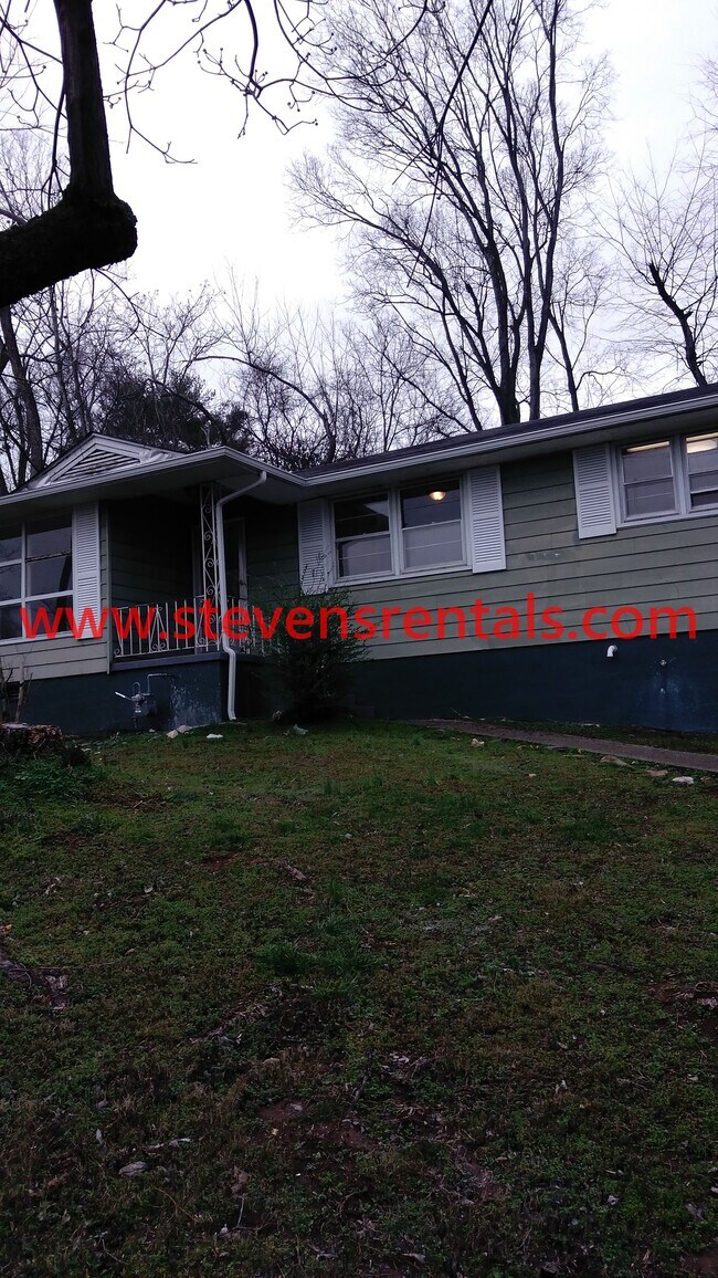5017 McIntyre Rd Rental For Rent in Knoxville, TN