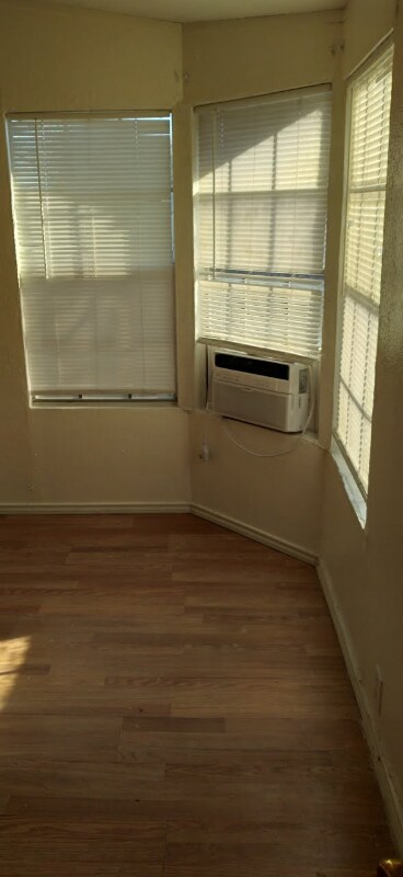 Photo - 673 Avenue G Casa