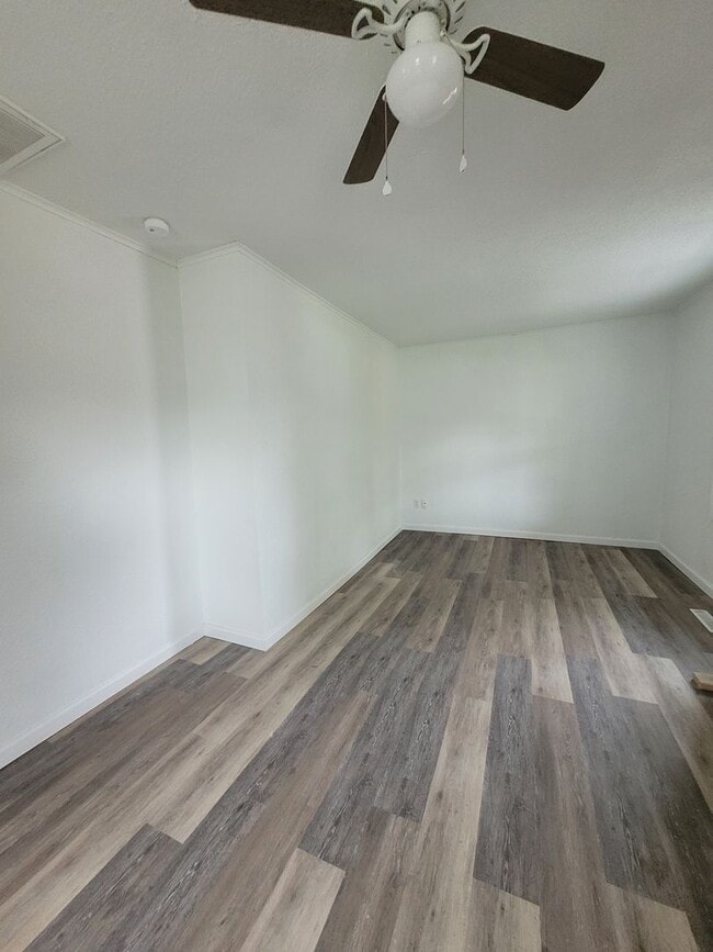 Photo - Recently Renovated 2 Bedroom 1 Bath Home!