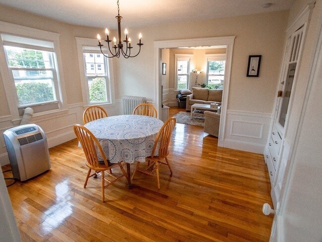 Photo - 21 Bradwood St Unit 1