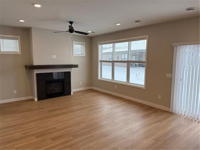 Photo - 11401 51st St NE