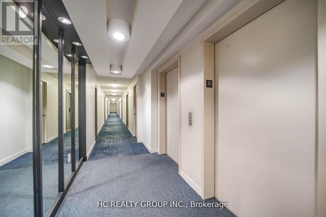 Photo - 15 Singer Ct Unité 1002