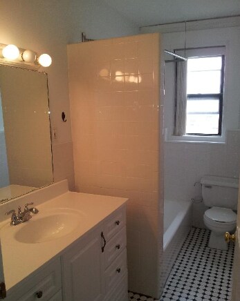 Photo - 28 Symphony Rd