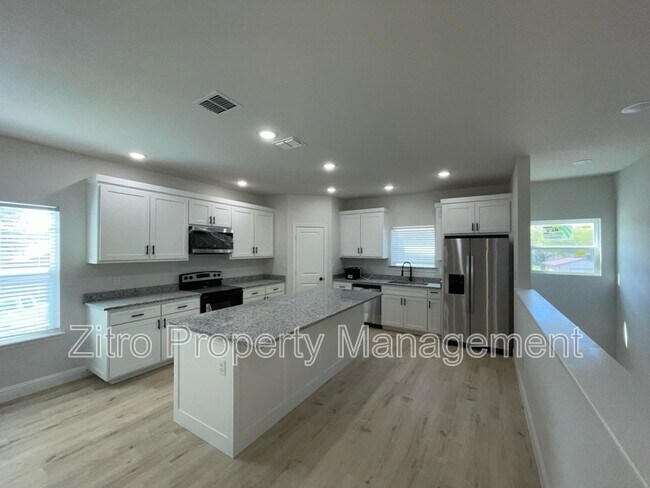 4437 Wayside Ave