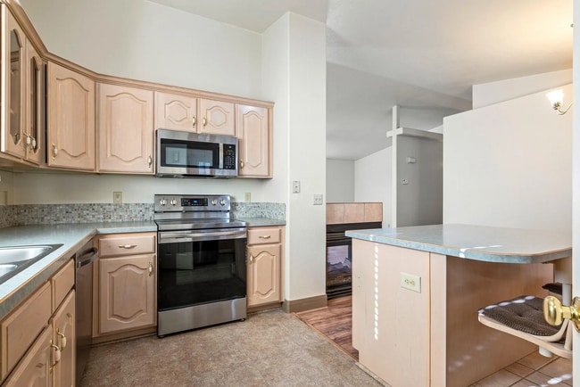 Photo - 1852 N Wedgewood Ln