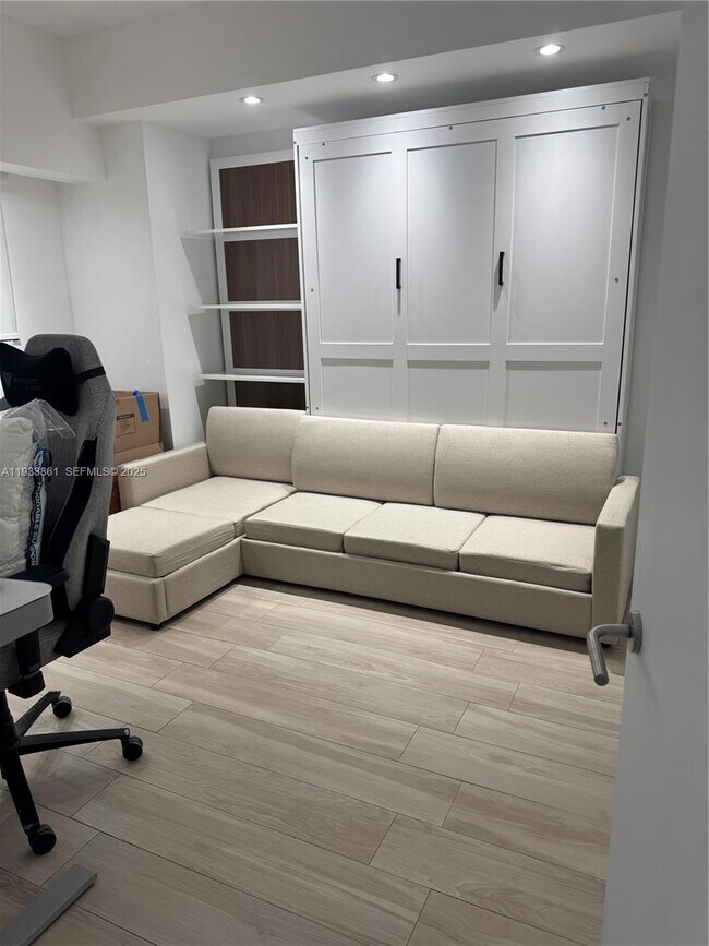 Photo - 460 NE 28th St Unit 3807