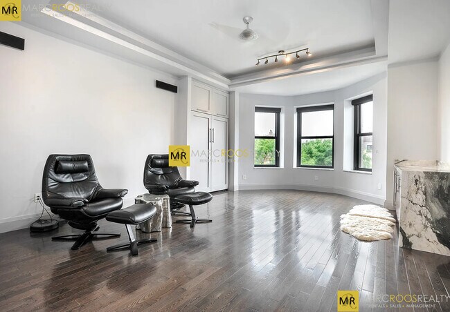 Photo - 160 Commonwealth Ave Unit 417