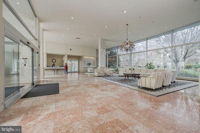 Photo - 4201 Cathedral Ave NW Unit 620E