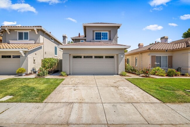 Building Photo - Las Palmas Complete Remodel Rental