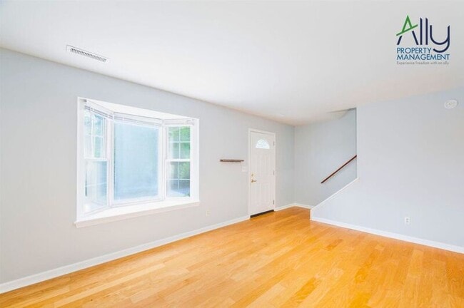 Photo - 105 Quince Ln