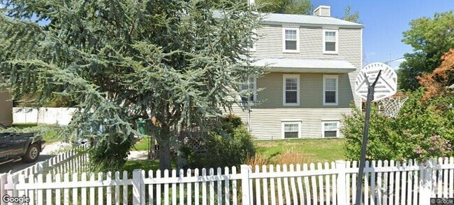 Building Photo - 572 W 6300 S Rental
