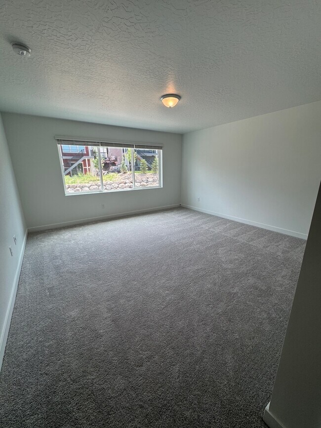 Photo - 2484 Wildwood Ln