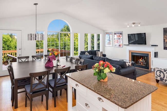 Photo - 1612 26th Ave