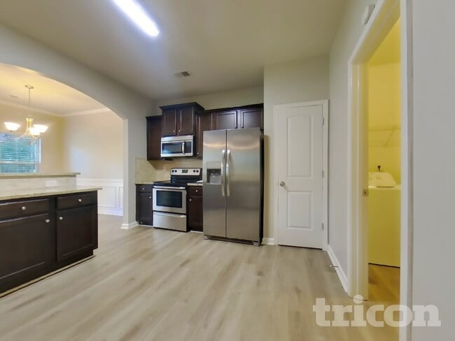 Photo - 4459 Ravenwood Dr
