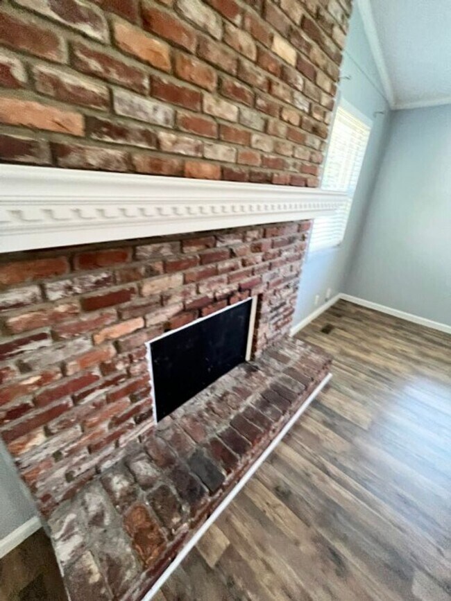 Photo - 3 Bedroom, 3 Bath Home, over 1/2 Acre Lot in Hermitage
