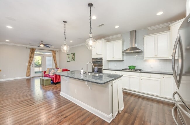 Photo - Impressive Townhome in Popular Five Points - Inside the Beltline Location