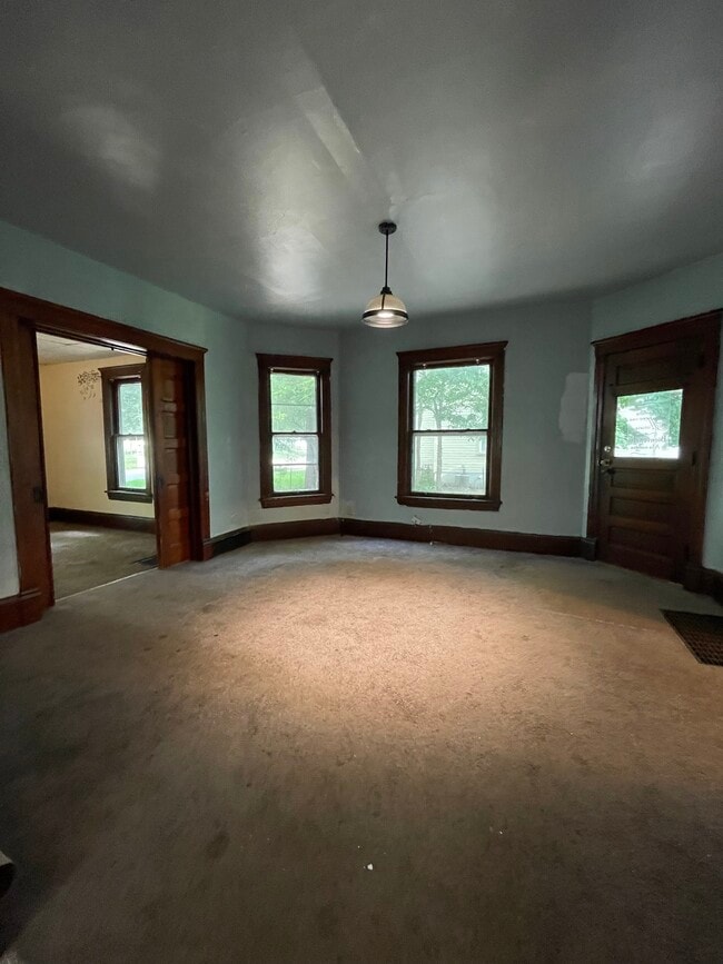 Living Room View 1 - 750 8th St House