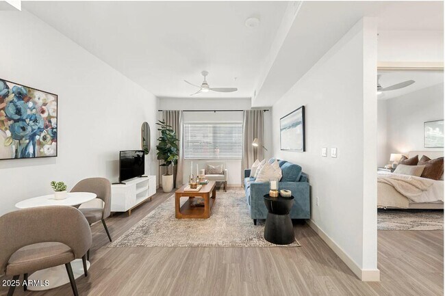 Photo - 9275 N 29th Ave Unidad 1