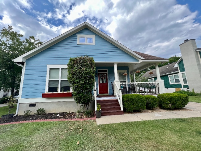 Photo - 1461 Tattnall Pl House