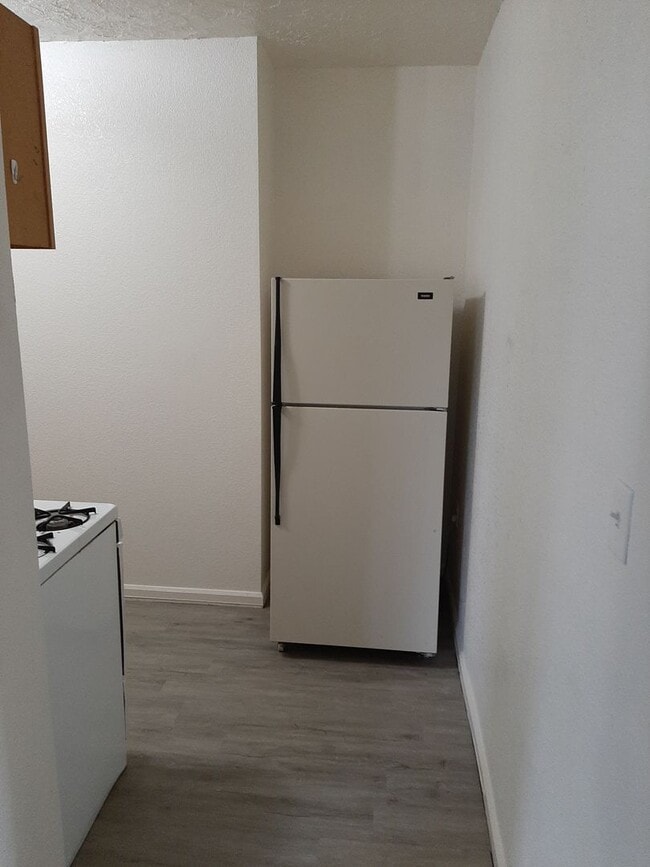 Photo - (1614 8th Ave)