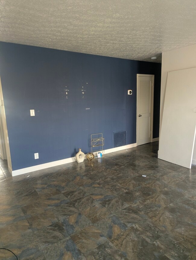 Photo - 1646 Gay Ave