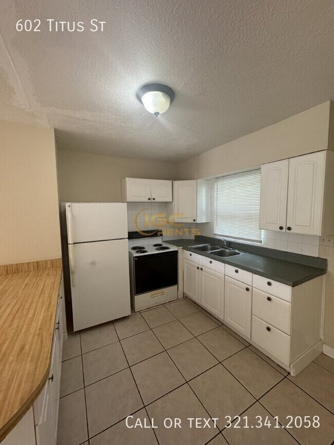 Photo - 602 Titus St